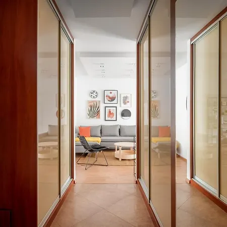 Homini Apartament Impero Z Parkingiem Apartmán Poznaň