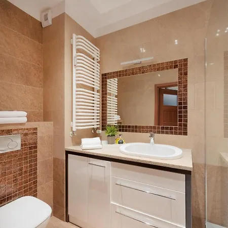Homini Apartament Impero Z Parkingiem * Poznan